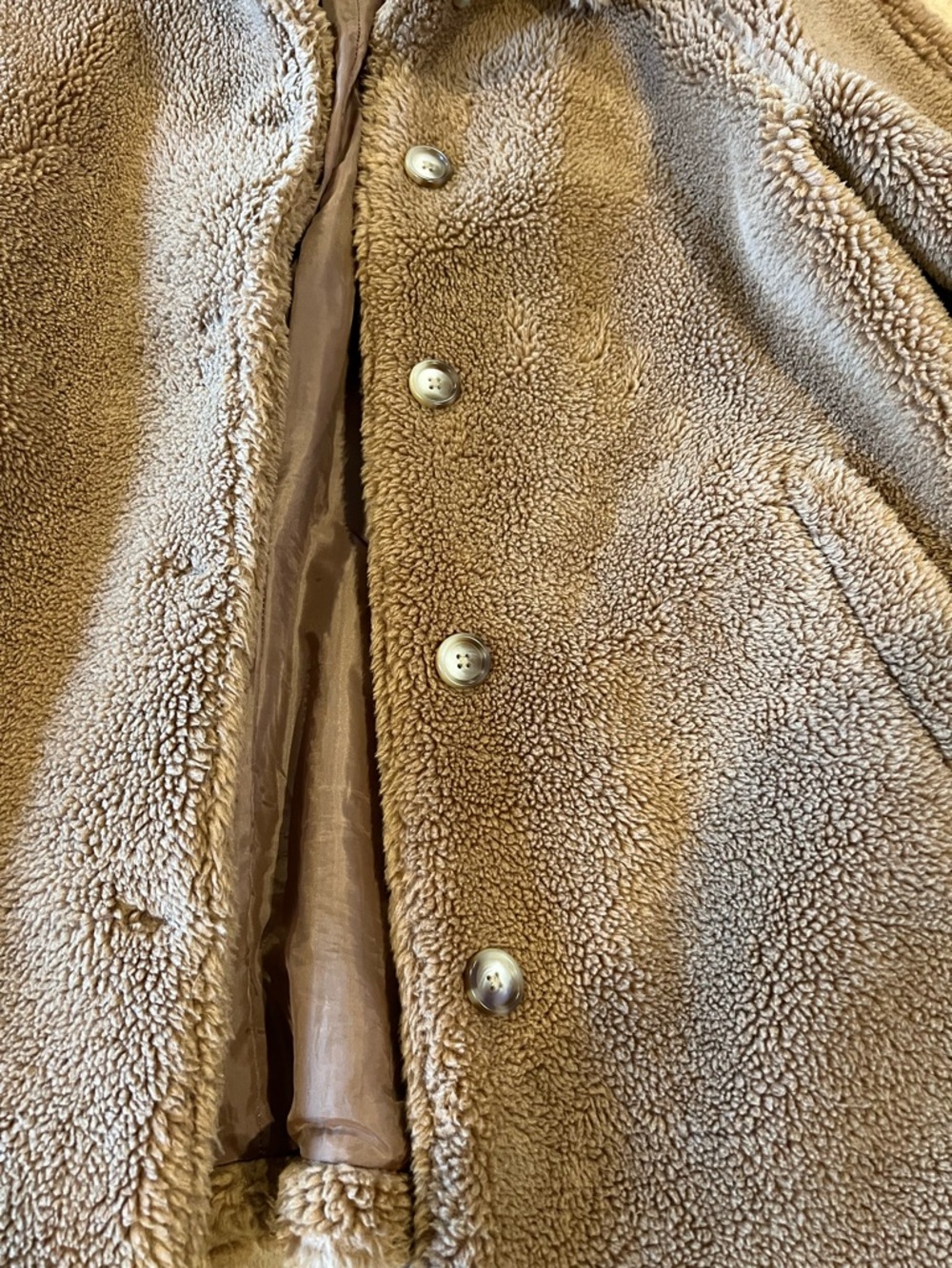 GAP Teddy Coat - Picture 2 of 6